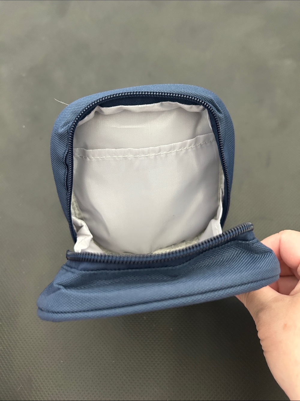 Compact Navy Electronics Organizer Pouch - Picture 3 of 3